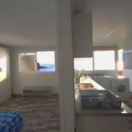 Eolo Oceanfront *