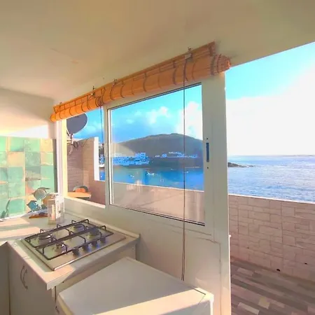 Eolo Oceanfront *