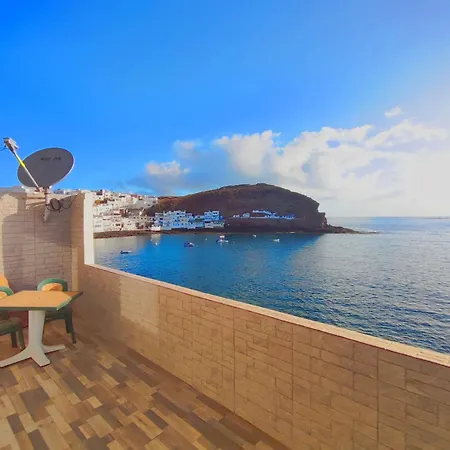 Eolo Oceanfront * טלדה